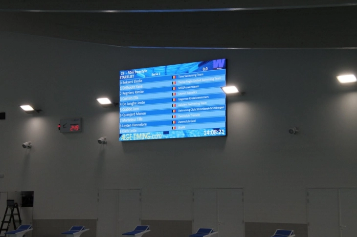    LED scherm als elektronisch scorebord voor waterpolo en tijdsopname zwemmen 