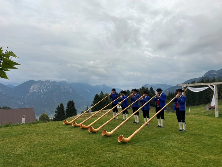 Alge-Timing Alpenhoorns